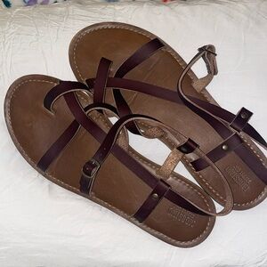 Women’s strappy sandal. Size 10. Target’s Mossimo Supply Co brand.